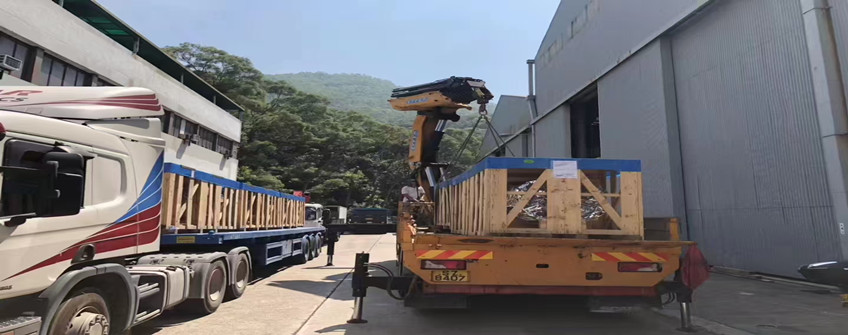 美国快递被税125%？？？？？？